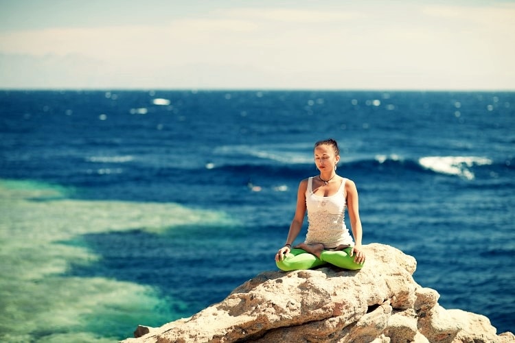 8 Different Ways to Meditate (For Those Who Can't Sit Still) | Zenful ... 8 Different Ways to Meditate (For Those Who Can't Sit Still) | Zenful ...